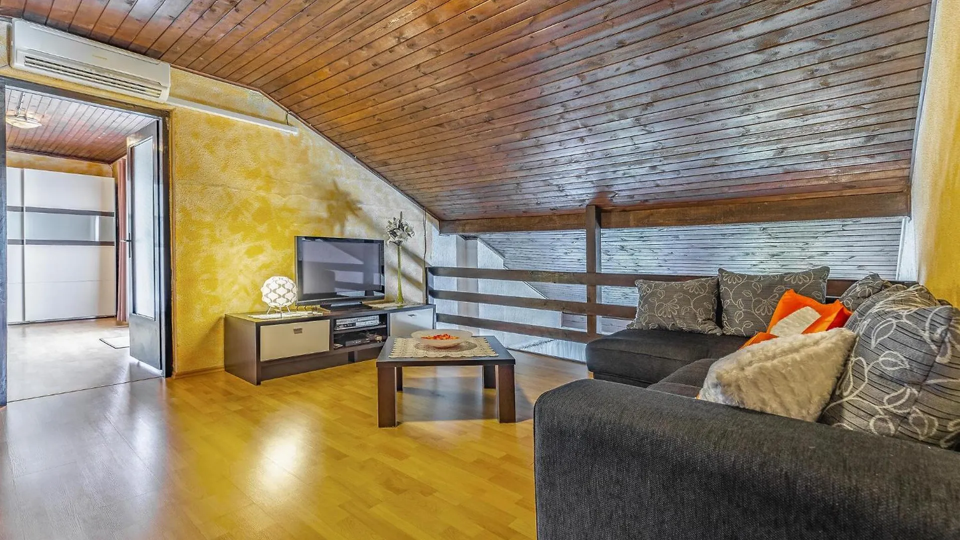 5 Bedroom Lovely Apartment In Medulin 0*,  Croatia