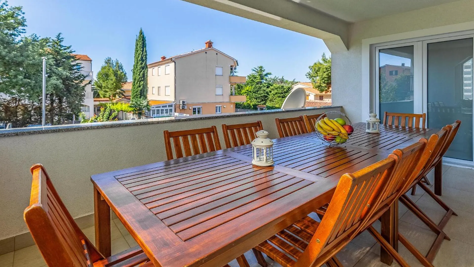 5 Bedroom Lovely Apartment In Medulin